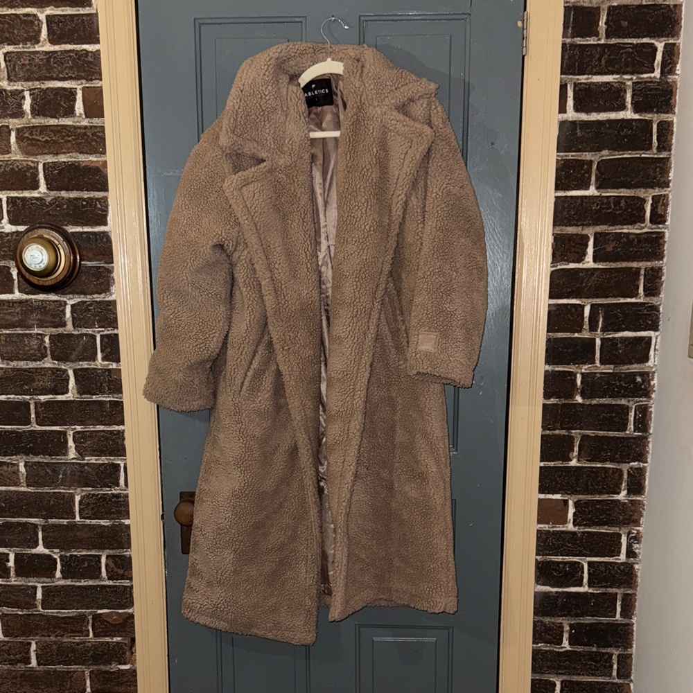 Fabletics Tan Fuzzy Teddy Long Jacket Khloe Kardashian Fall Edit
